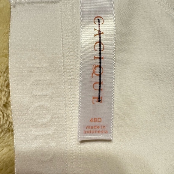 Cacique Lightly Lined No Wire Scoop 48D - Picture 10 of 10